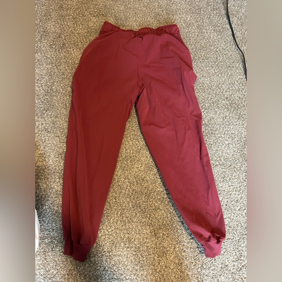 Lululemon stretch high rise jogger 7/8 length Mulled Wine size 8 - Picture 2 of 7